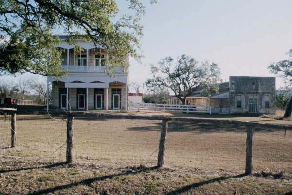 Morris Ranch, aufgelassene Trabrennbahn, Fredericksburg, im Gillespie County, Texas, USA