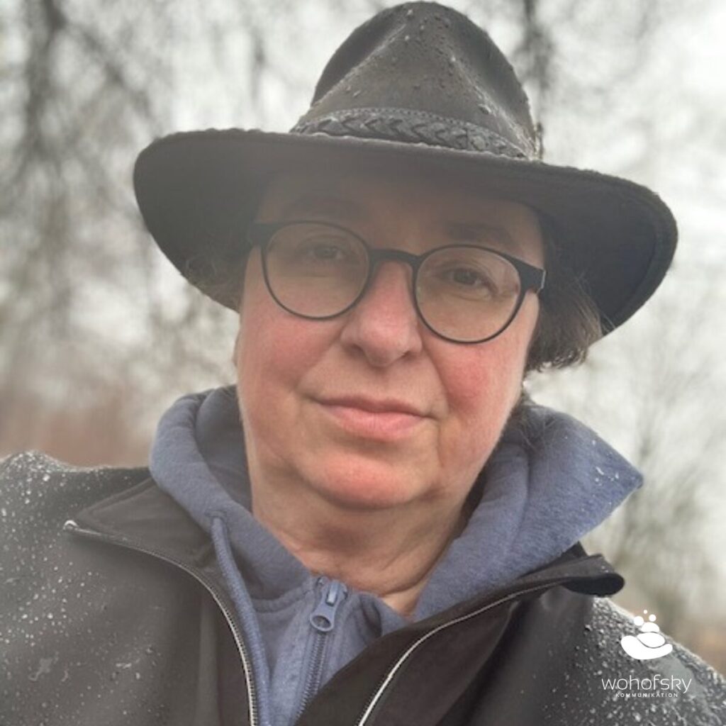 Angelika Wohofsky mit Hut